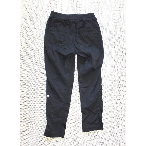 Lululemon Street to Studio Women's Crop pants Black Size 4 Yoga Gym Dance - Picture 6 of 8
